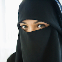 Kvinde i niqab