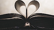 Hjerte af sider i bog